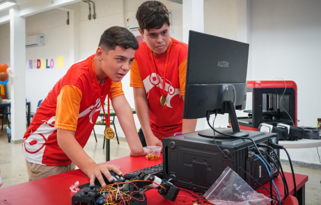 Curso gratuito de introdução à robótica tem mais de 900 vagas abertas em Goiás